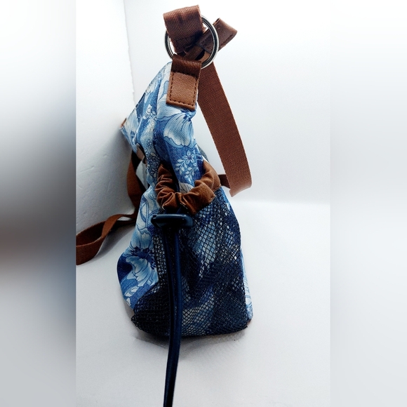 LILY BLOOM Denim Petal Patch Crossbody Reese Coho Bag Purse Floral 13x9x5” - Picture 3 of 11